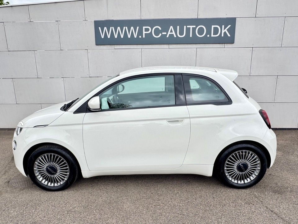 Fiat 500e 42 Icon 3d
