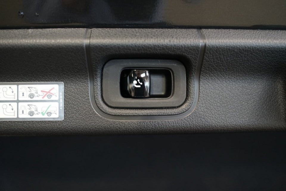 Mercedes EQE300 AMG Line 4d