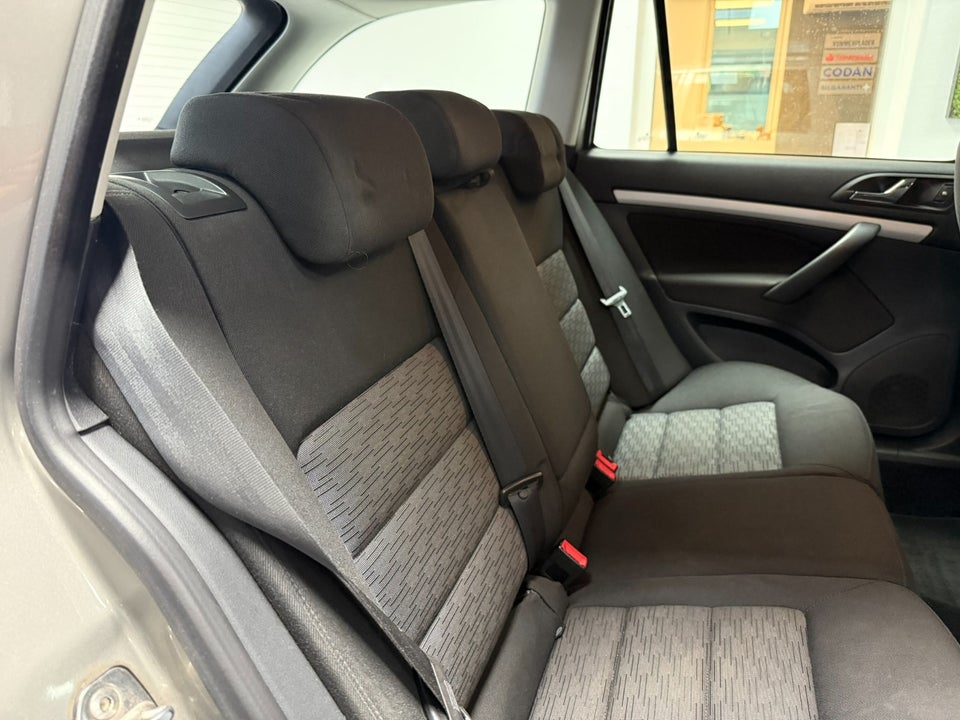 Skoda Octavia 1,2 TSi 105 Ambiente Combi 5d