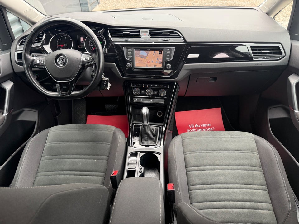 VW Touran 2,0 TDi 150 Highline DSG 5d