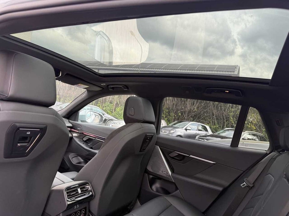 BMW i5 eDrive40 Touring Supercharged 5d