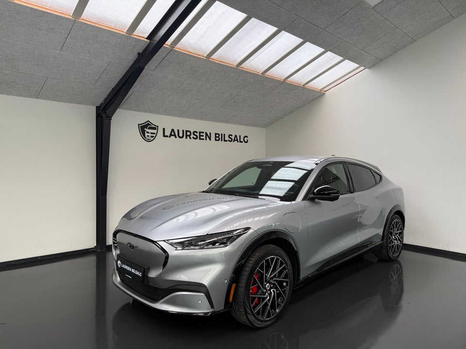 Ford Mustang Mach-E 91 Premium Extended Range AWD 5d