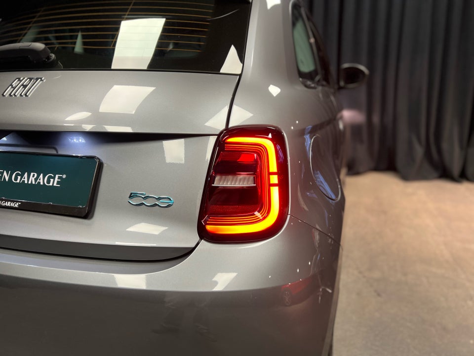 Fiat 500e 42 Icon 3d