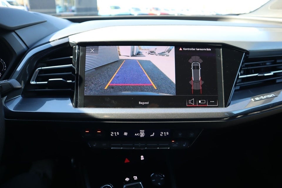 Audi Q4 e-tron 45 S-line quattro 5d