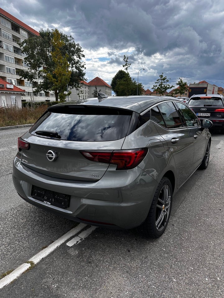 Opel Astra 1,6 CDTi 136 Innovation 5d