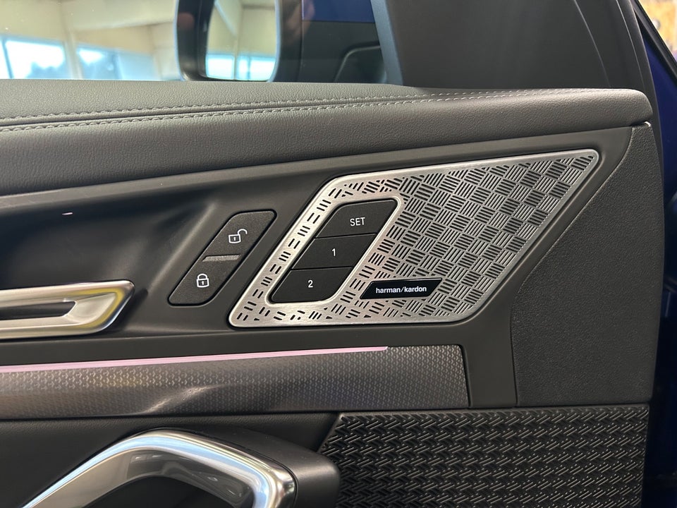 BMW iX1 xDrive30 Fully Charged M-Sport 5d