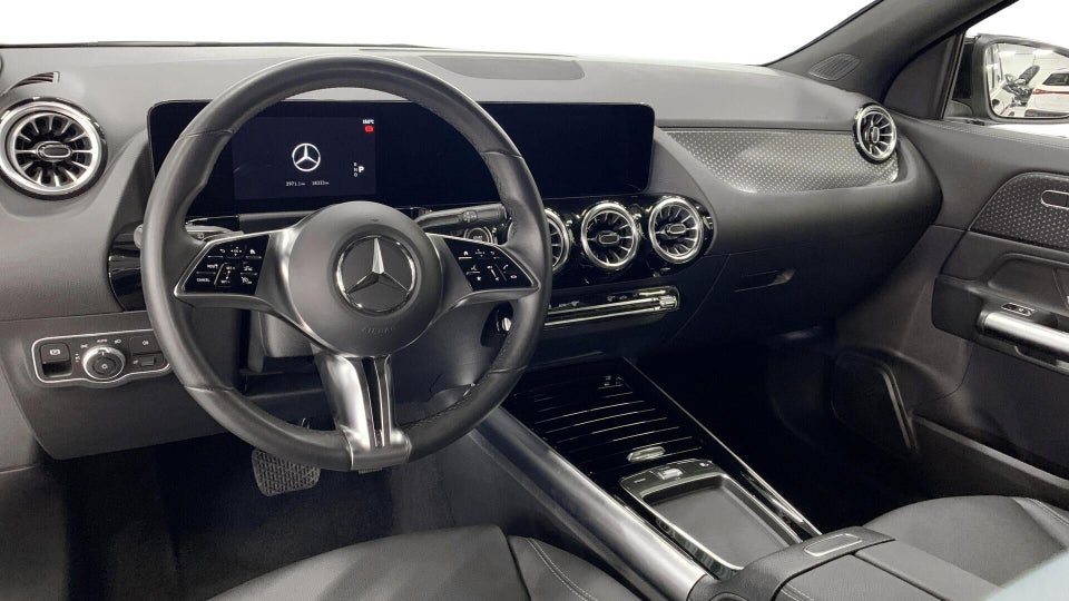 Mercedes EQA250+ Progressive 5d