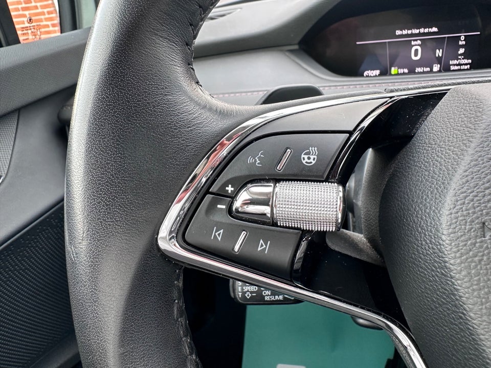 Skoda Enyaq 80 iV Suite 5d