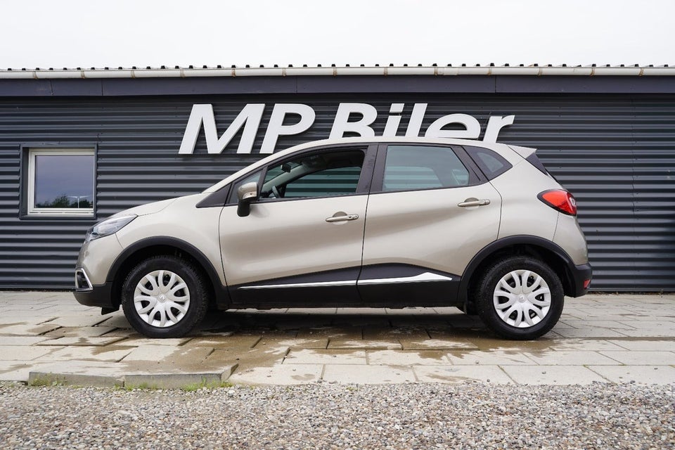 Renault Captur 0,9 TCe 90 Expression 5d