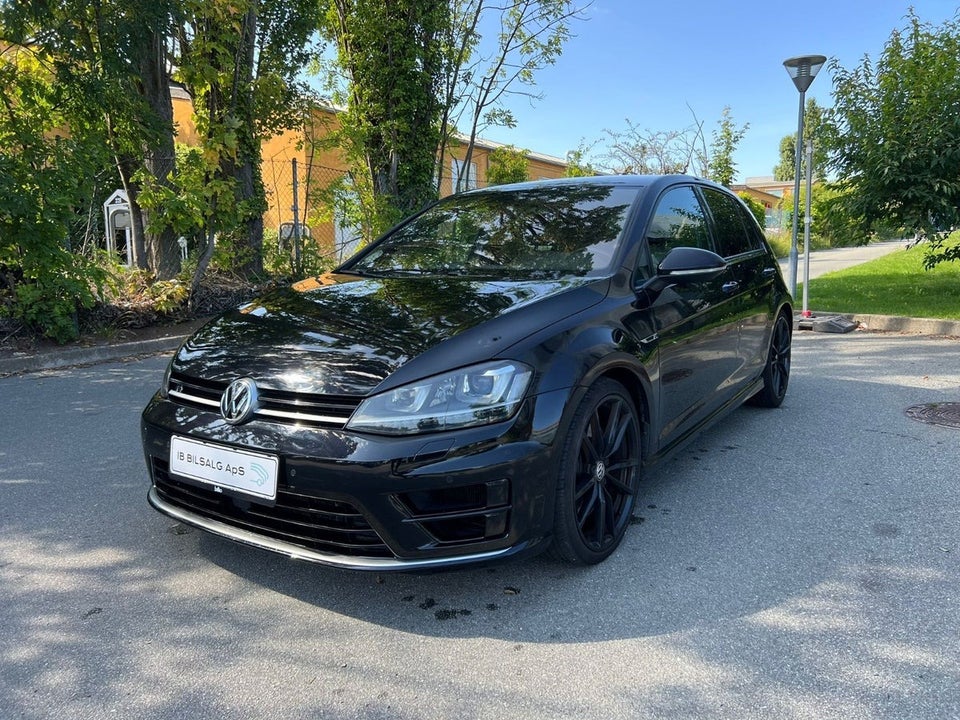 VW Golf VII 2,0 R DSG 4Motion BMT 5d