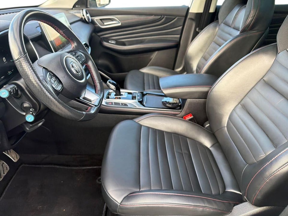 MG EHS 1,5 PHEV Luxury 5d