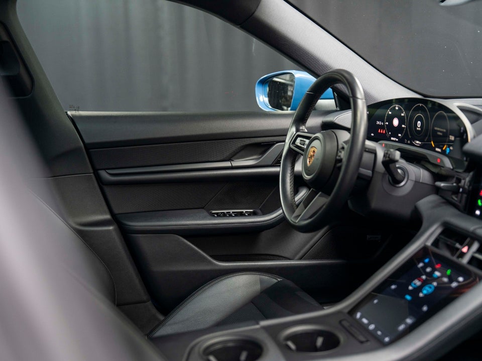 Porsche Taycan 4S Performance+ 4d