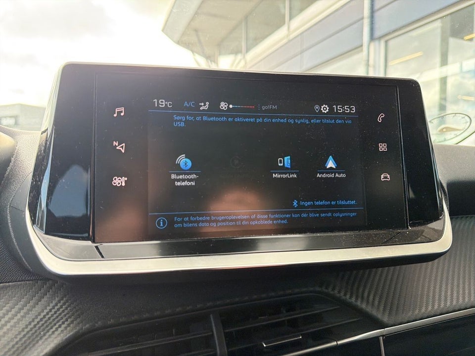 Peugeot 208 1,2 PureTech 75 Black Limited 5d