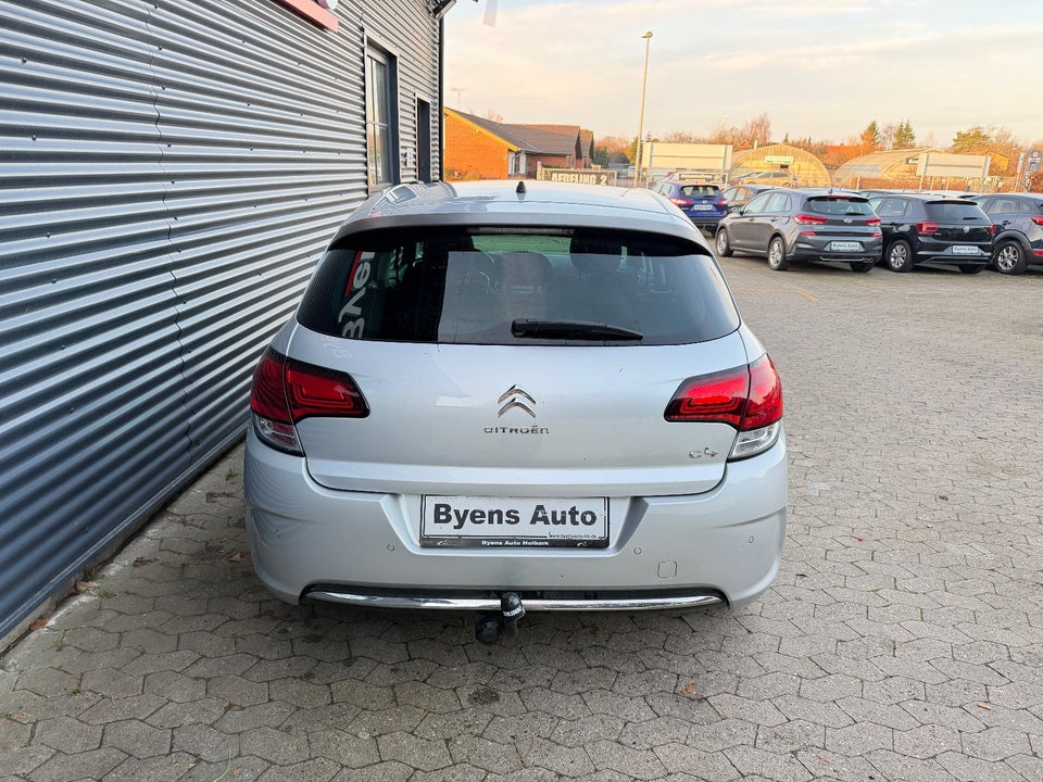 Citroën C4 1,2 PureTech 110 Feel 5d