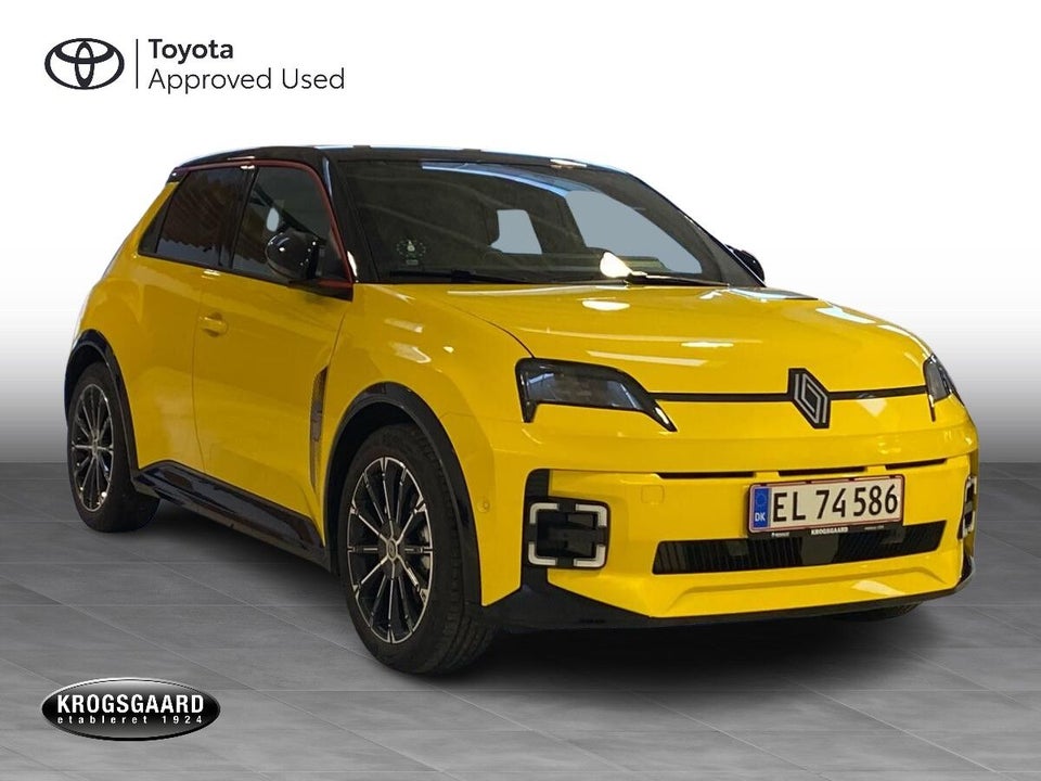 Renault 5 E-Tech 52 Iconic 5d