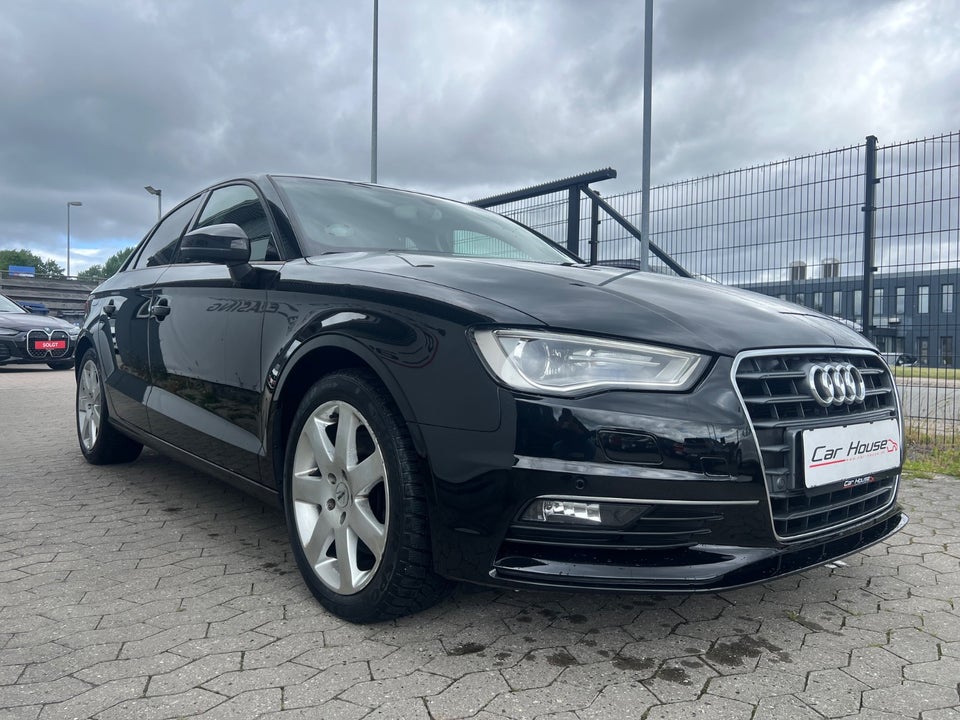 Audi A3 1,8 TFSi 180 Ambiente S-tr. 4d