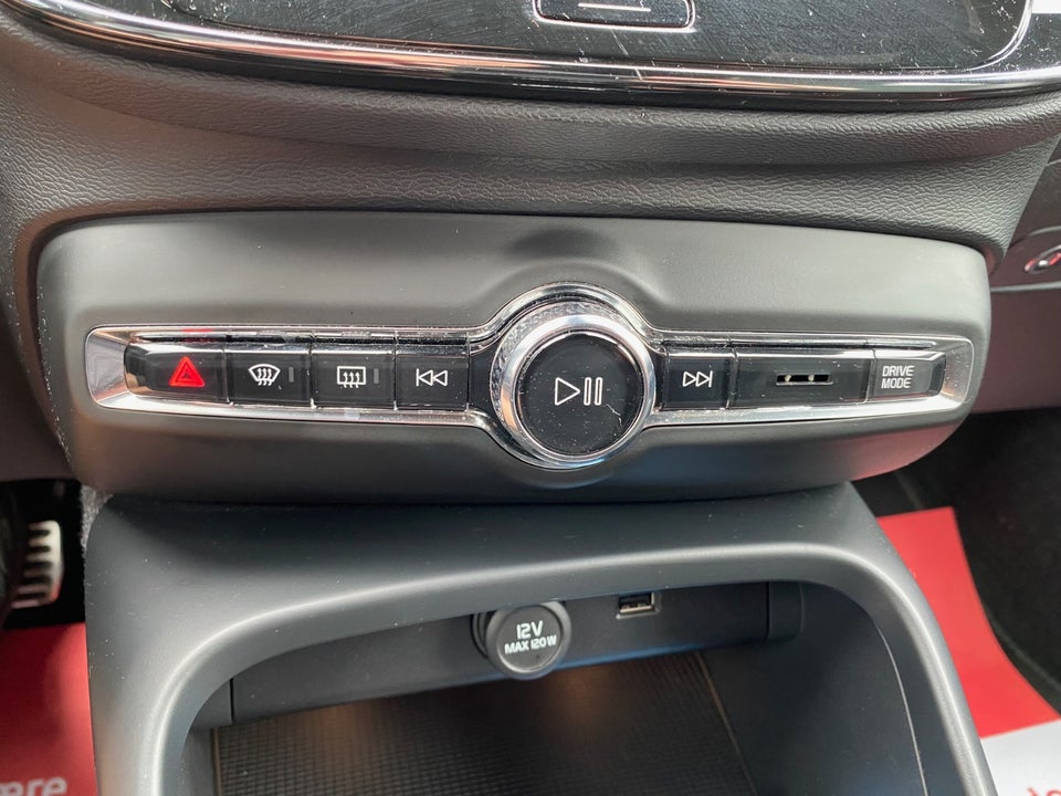 Volvo XC40 2,0 T4 190 R-Design aut. 5d