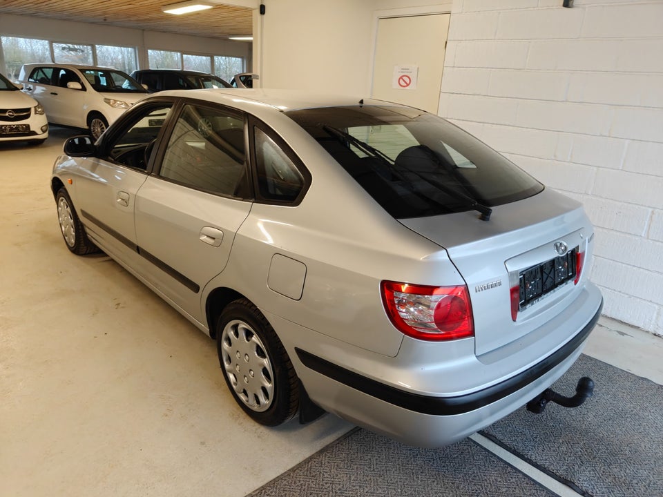 Hyundai Elantra 2,0 GLS Air 5d