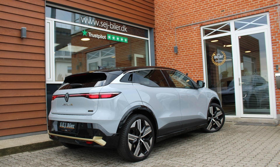 Renault Megane E-Tech 60 Iconic 5d