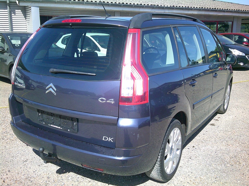 Citroën Grand C4 Picasso 1,8 16V Prestige 7prs 5d
