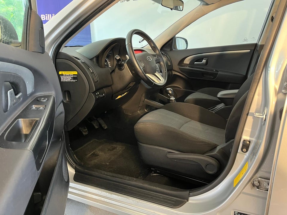 Kia Ceed 1,6 CVVT Active SW 5d