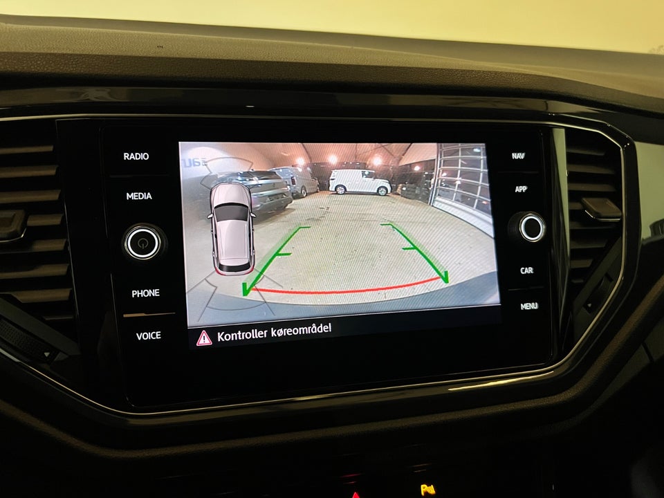 VW T-Roc 1,5 TSi 150 R-line DSG 5d