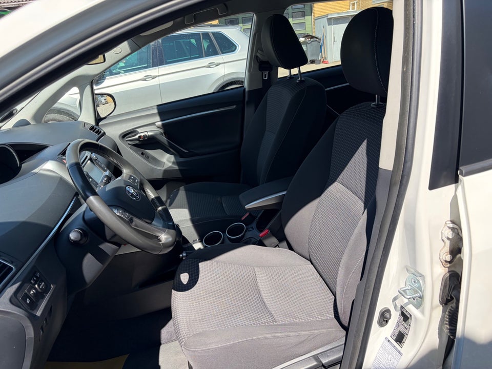Toyota Verso 1,6 D-4D T2 Touch 7prs 5d