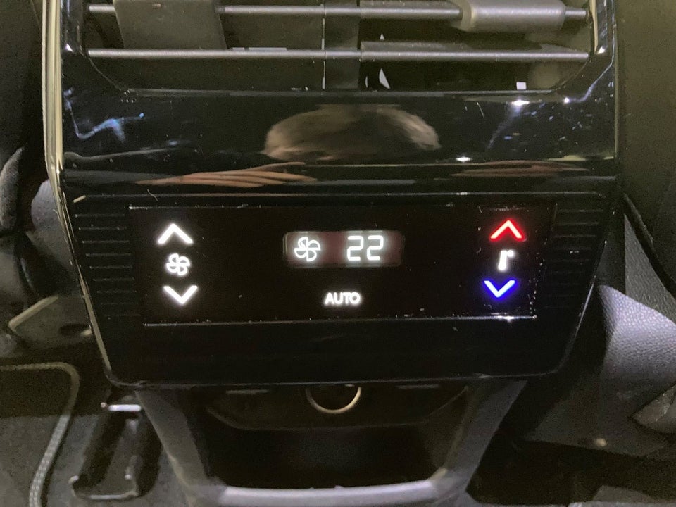 Peugeot e-5008 77 GT 7prs 5d