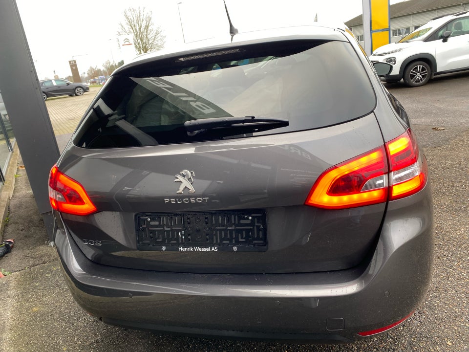 Peugeot 308 1,2 PureTech 130 Style SW 5d