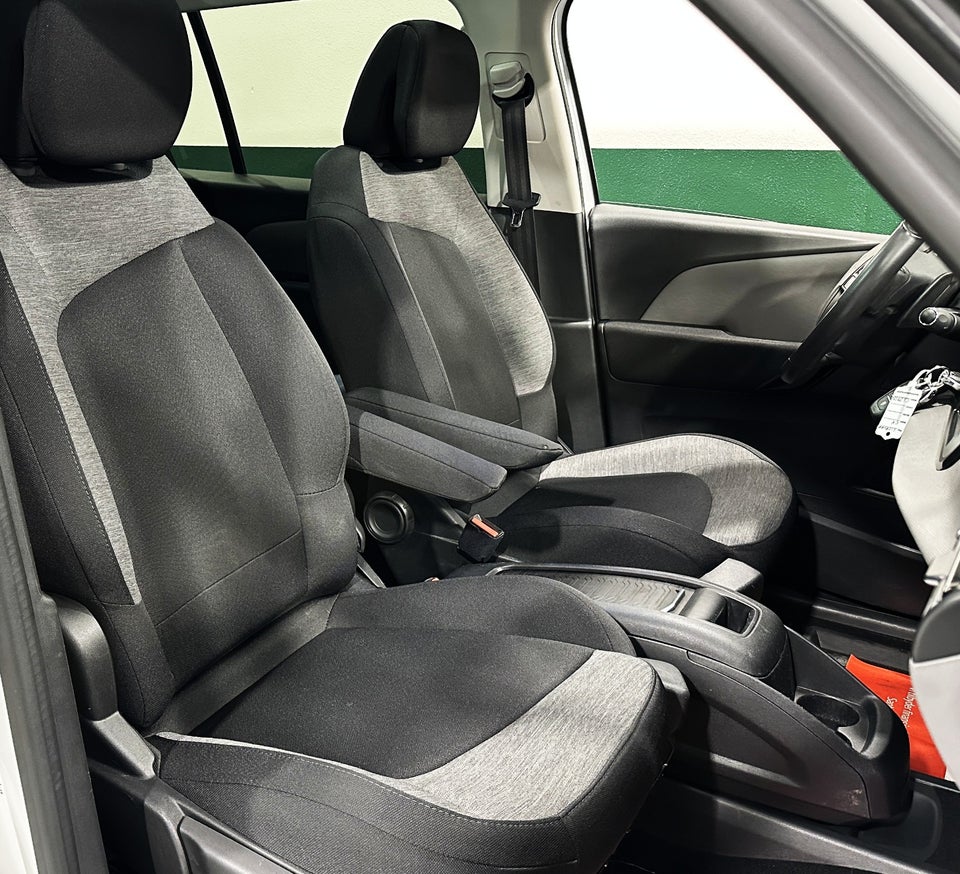 Citroën Grand C4 SpaceTourer 1,5 BlueHDi 130 Intensive+ EAT8 7prs 5d