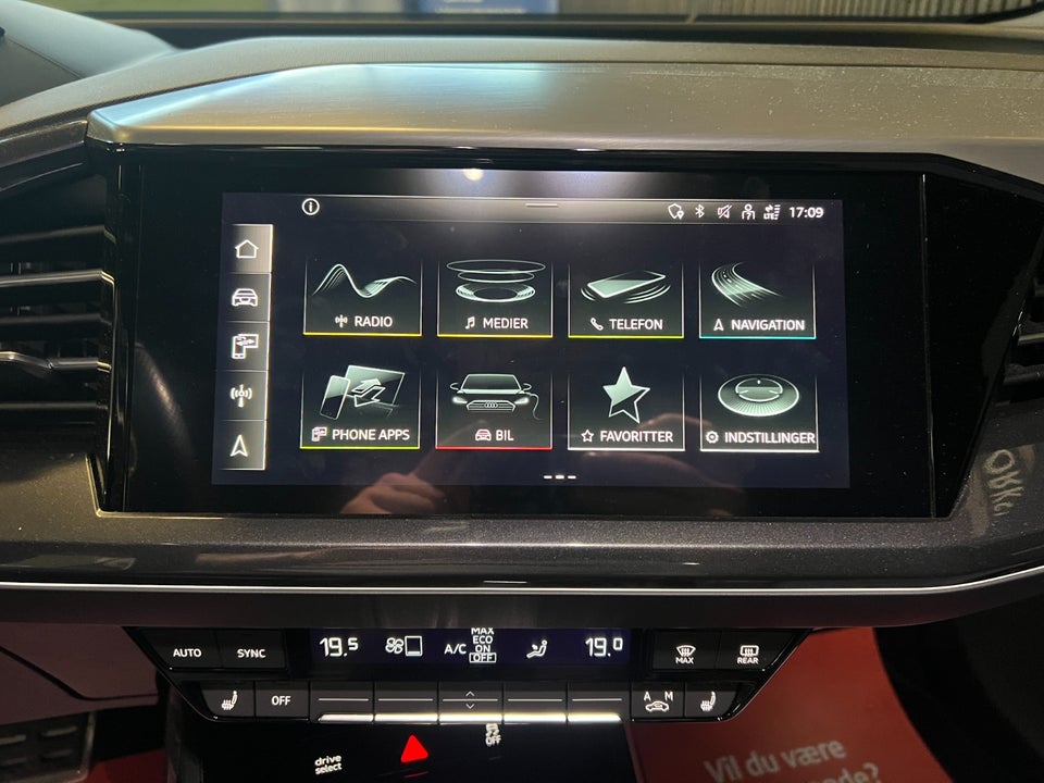 Audi Q4 e-tron 40 edition one S-line 5d