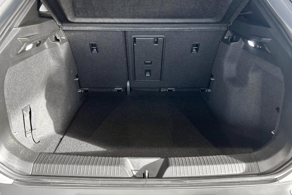 VW ID.4 77 Style 4Motion 5d