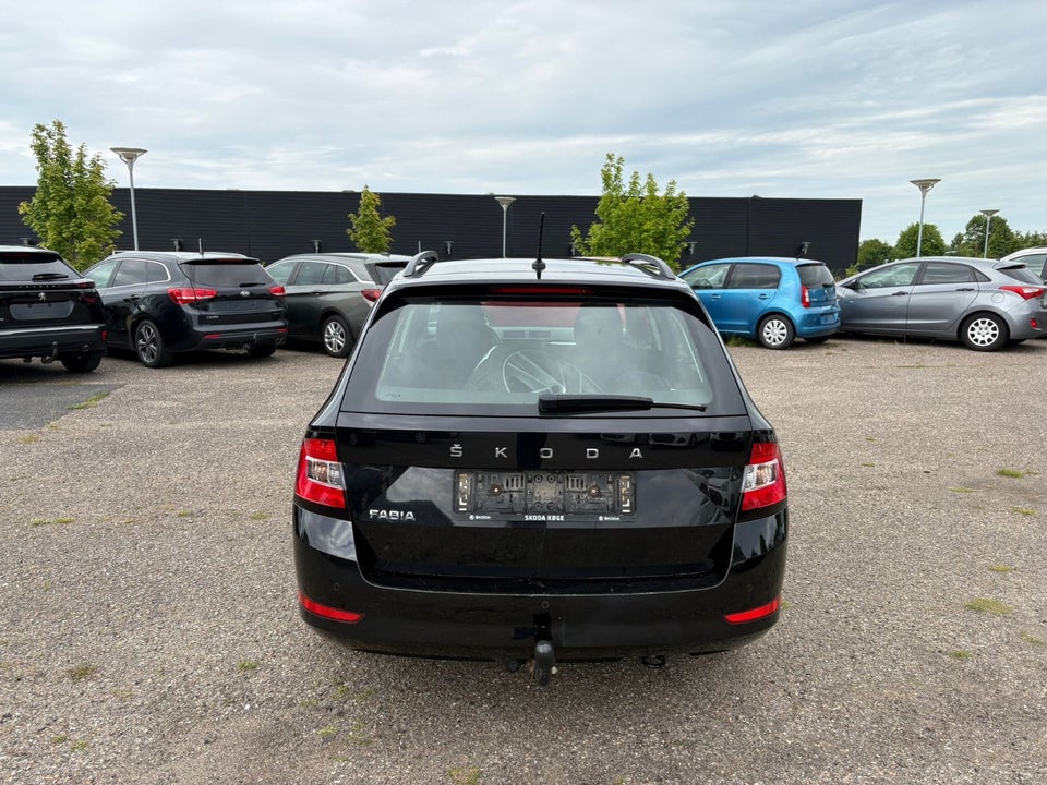 Skoda Fabia 1,0 TSi 95 Ambition Combi 5d