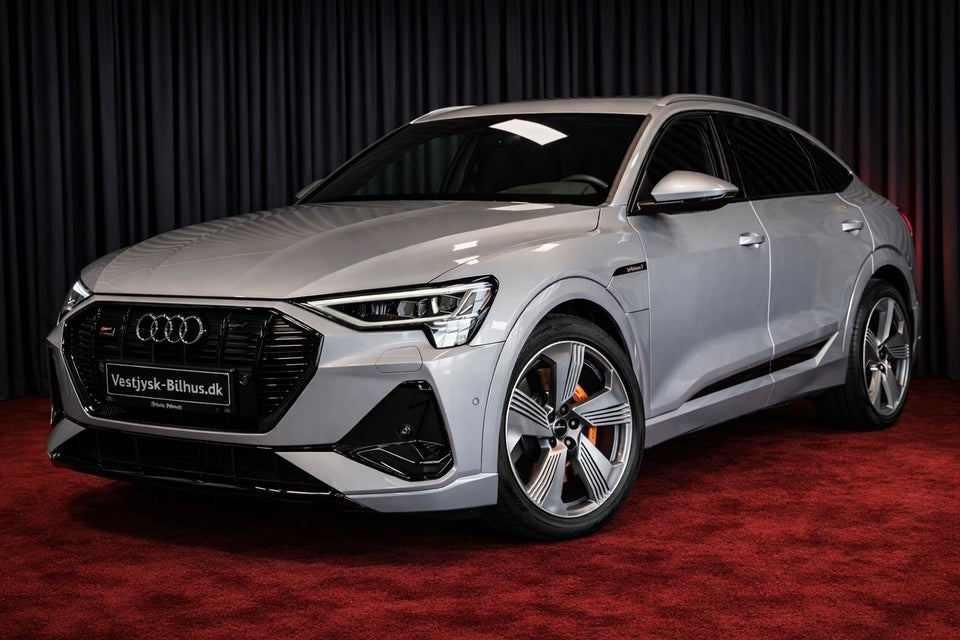 Audi e-tron 55 S-line Sportback quattro 5d