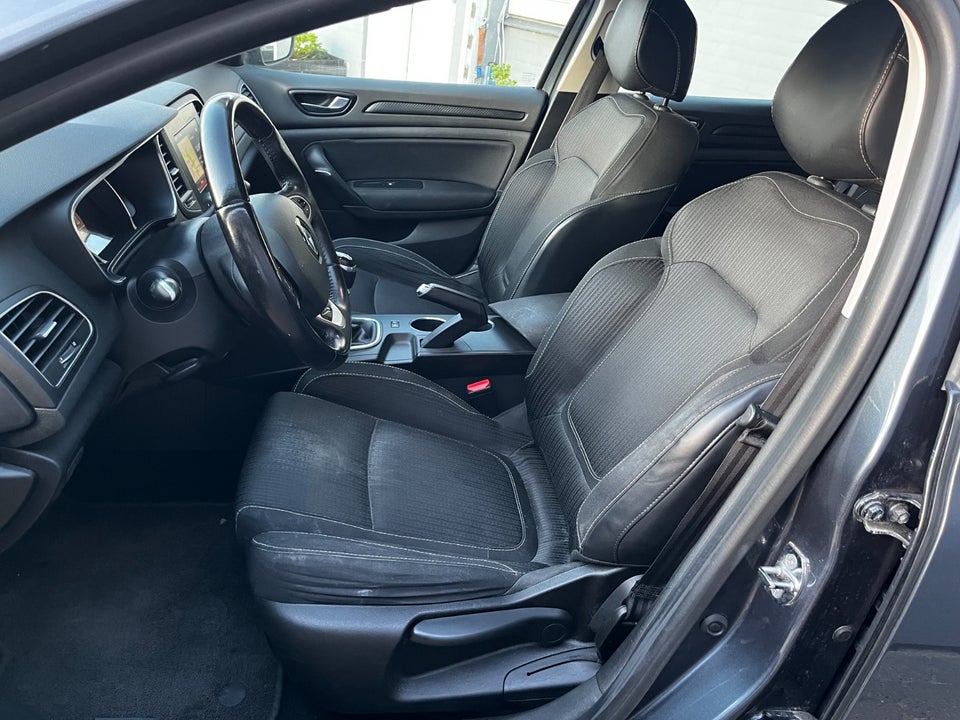 Renault Megane IV 1,2 TCe 100 Zen 5d