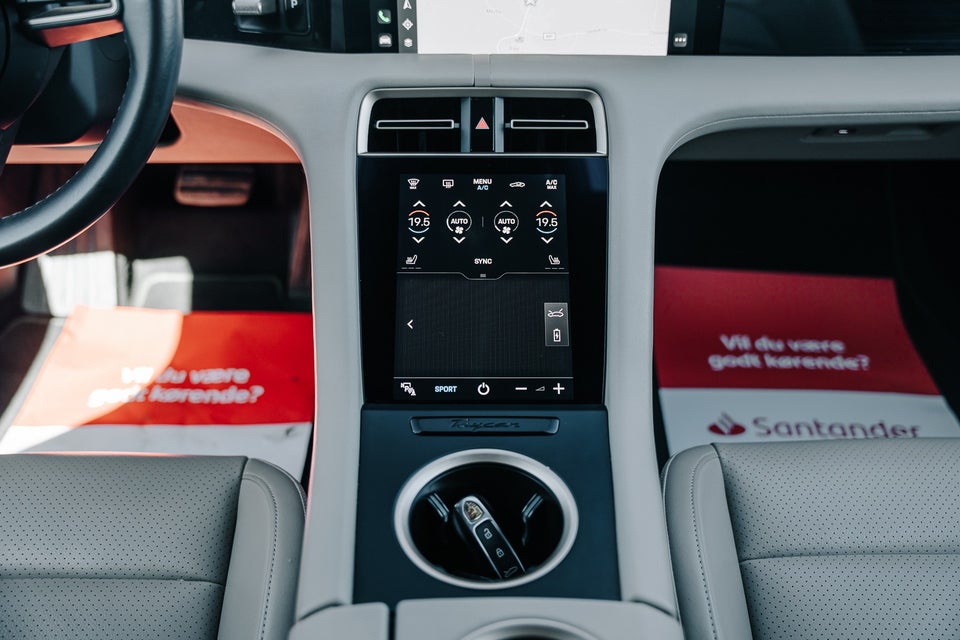Porsche Taycan 4d