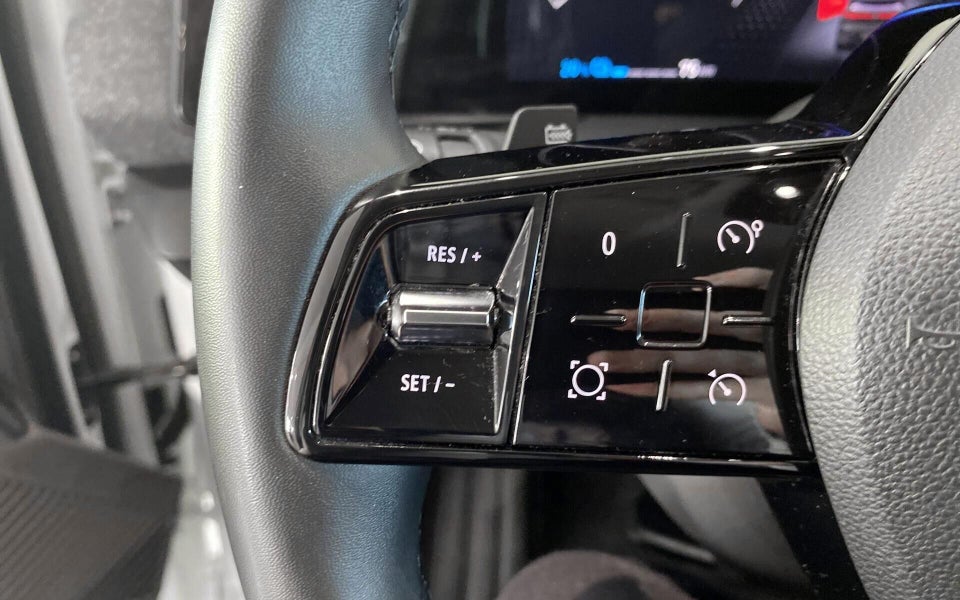 Renault Megane E-Tech 60 Equilibre 5d