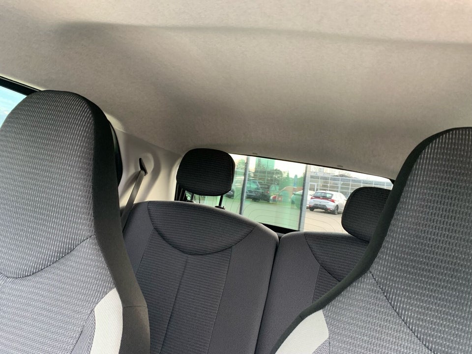 Toyota Aygo 1,0 VVT-i x-press 5d