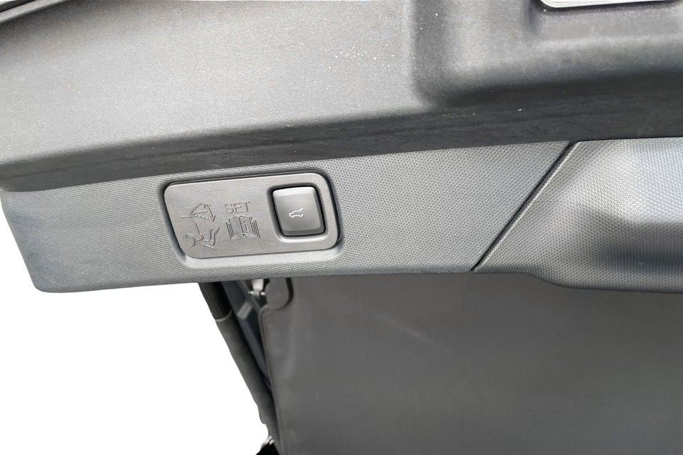 Ford Mustang Mach-E 70 Standard Range 5d