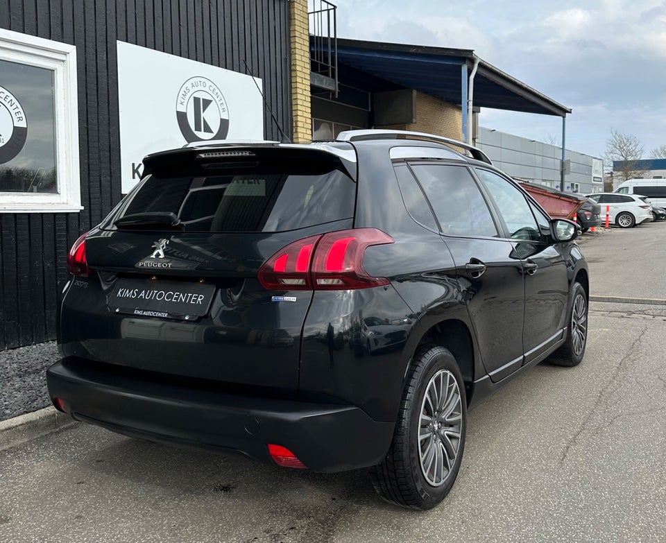 Peugeot 2008 1,2 VTi 82 Winter Edition 5d