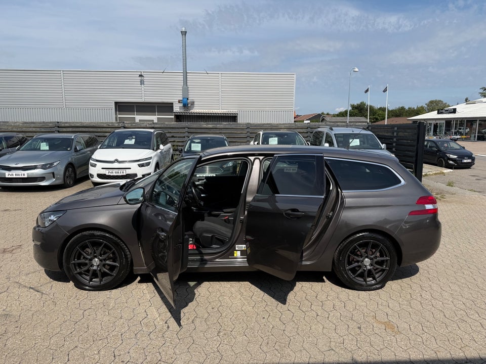 Peugeot 308 1,6 BlueHDi 120 Active SW 5d