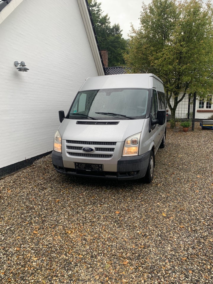 Ford Transit 300M Kombi 2,2 TDCi 125 FWD 4d