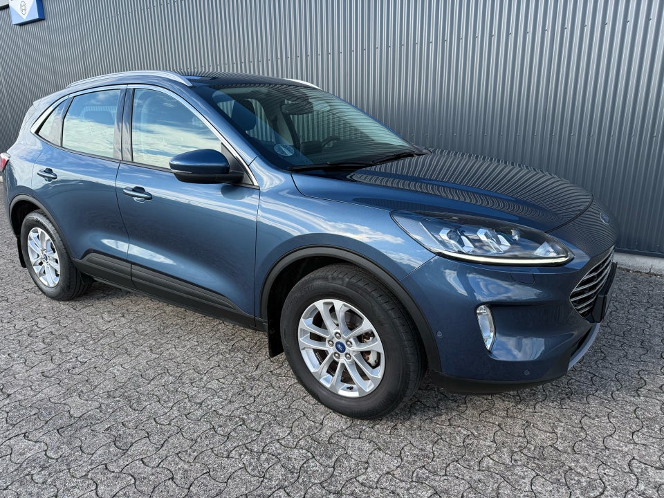 Ford Kuga 2,5 PHEV Titanium CVT 5d
