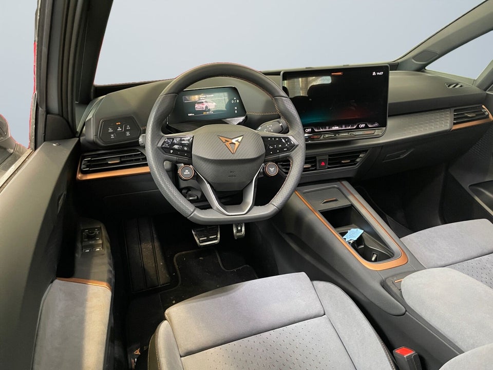 Cupra Born 59 e-Boost 5d