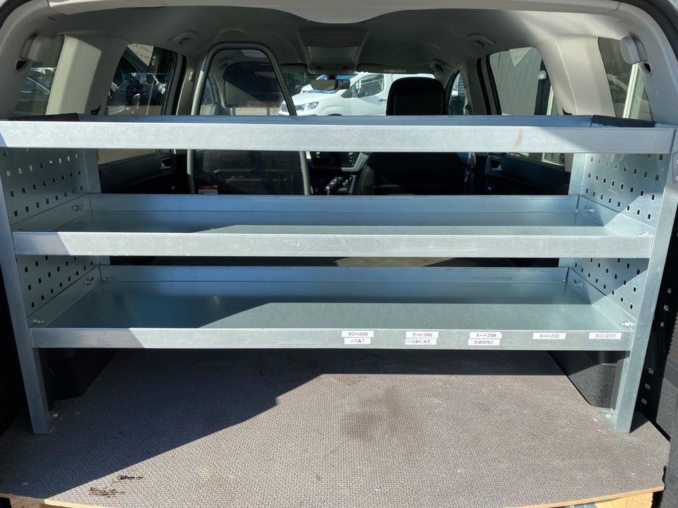 VW Touran 1,6 TDi 115 Comfortline Van 5d