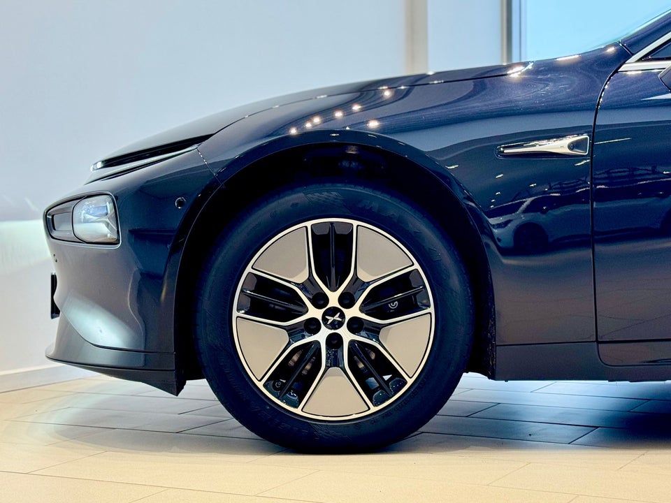 Xpeng P7 Long Range 4d