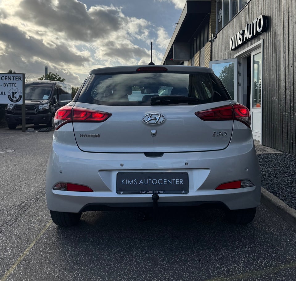 Hyundai i20 1,25 Vision+ 5d