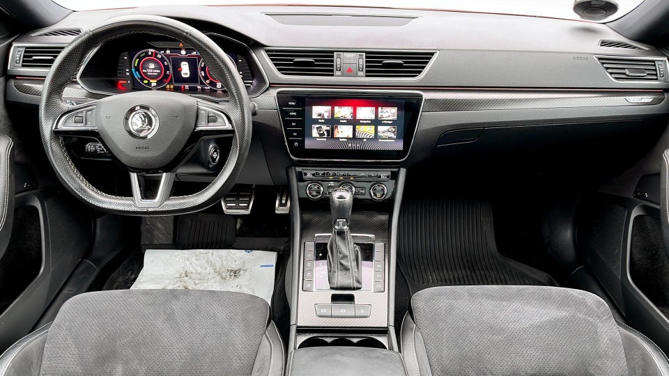 Skoda Superb 1,4 TSi iV Sportline Combi DSG 5d