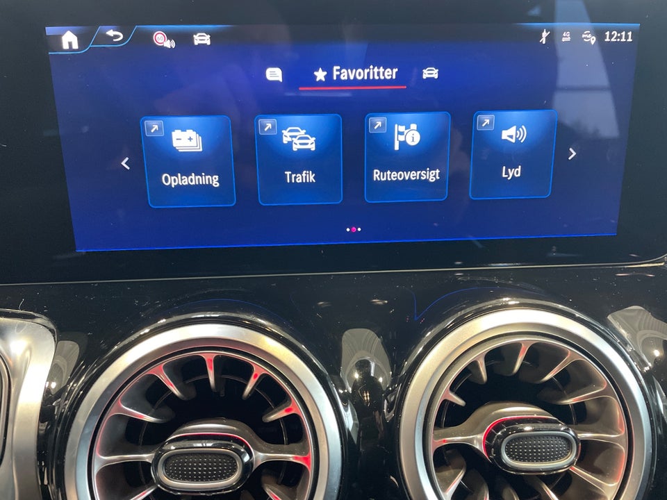 Mercedes EQB300 AMG Line 4Matic 5d