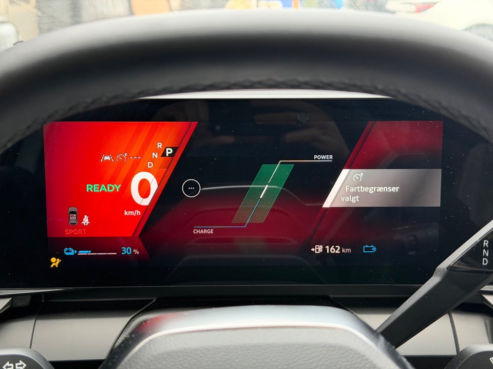 Renault Scenic E-Tech 87 Iconic 5d